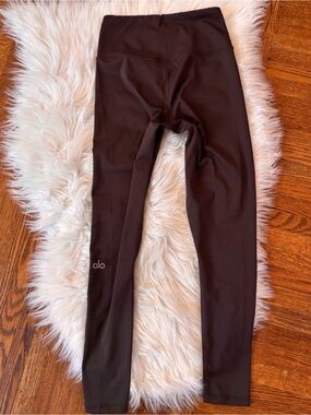 ALO Yoga High-Rise Black Leggings
